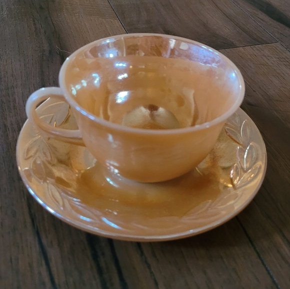 Vintage - MCM 50's Fire King Luster Ware Peach Cup and Saucer Set - Picture 1 of 4